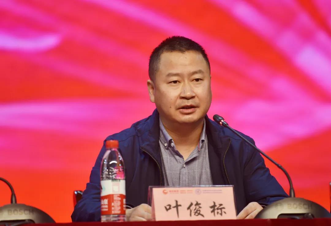 熟妇丰满多毛的大隂户