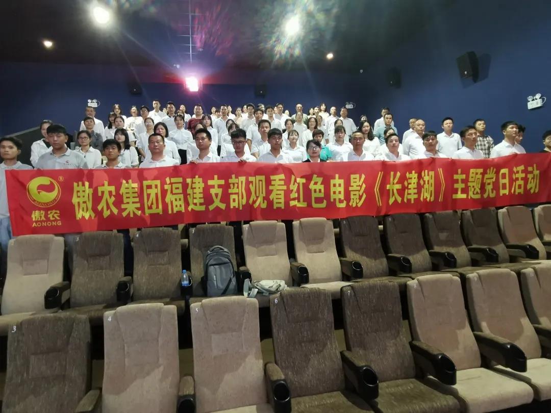 熟妇丰满多毛的大隂户