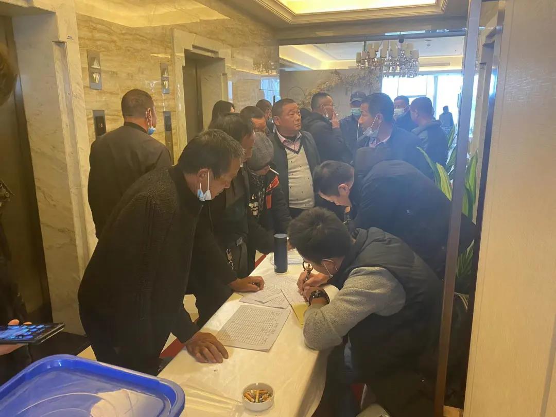 熟妇丰满多毛的大隂户