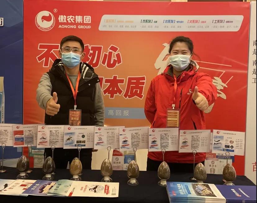 熟妇丰满多毛的大隂户