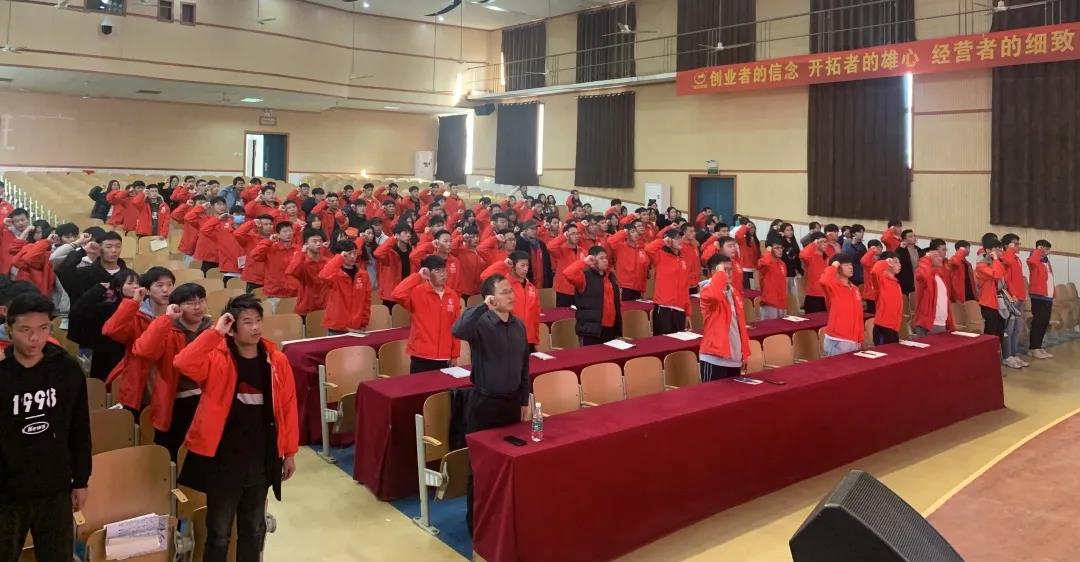 熟妇丰满多毛的大隂户