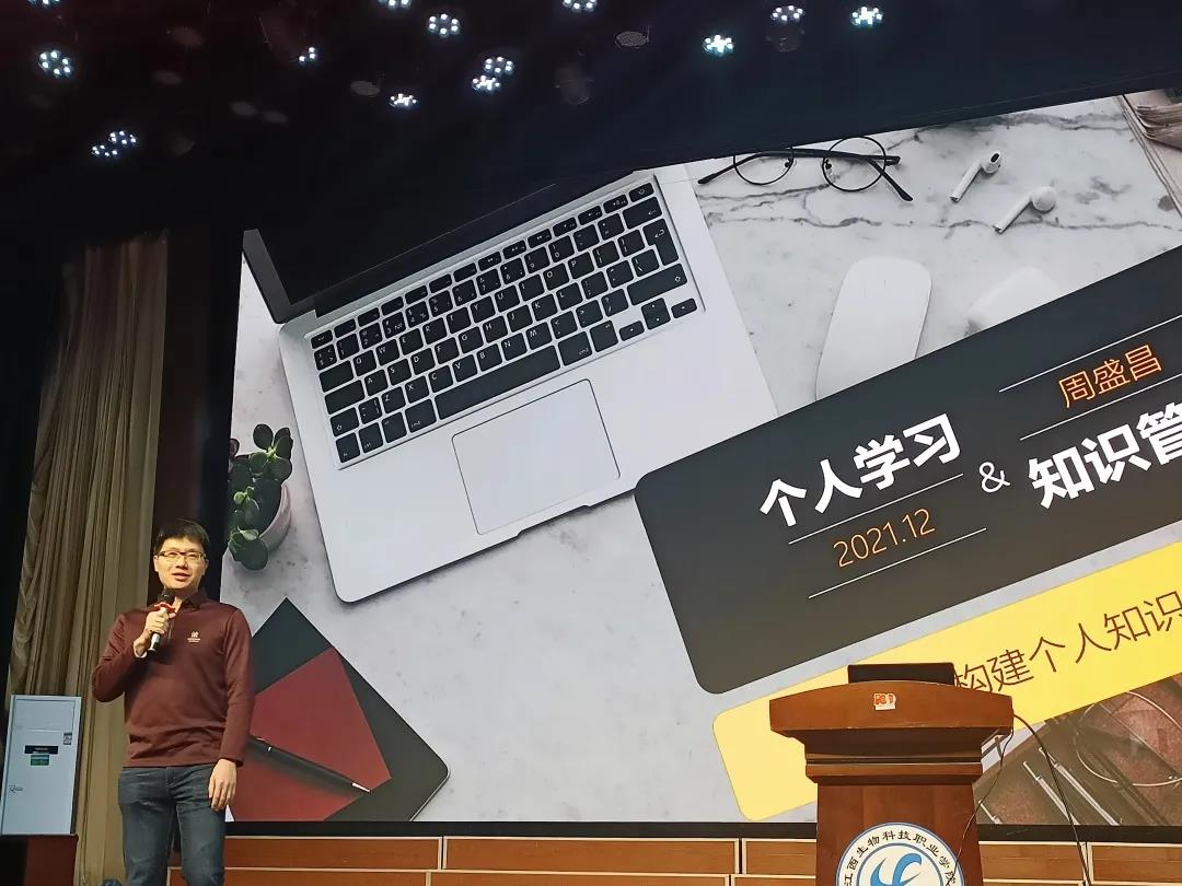 熟妇丰满多毛的大隂户