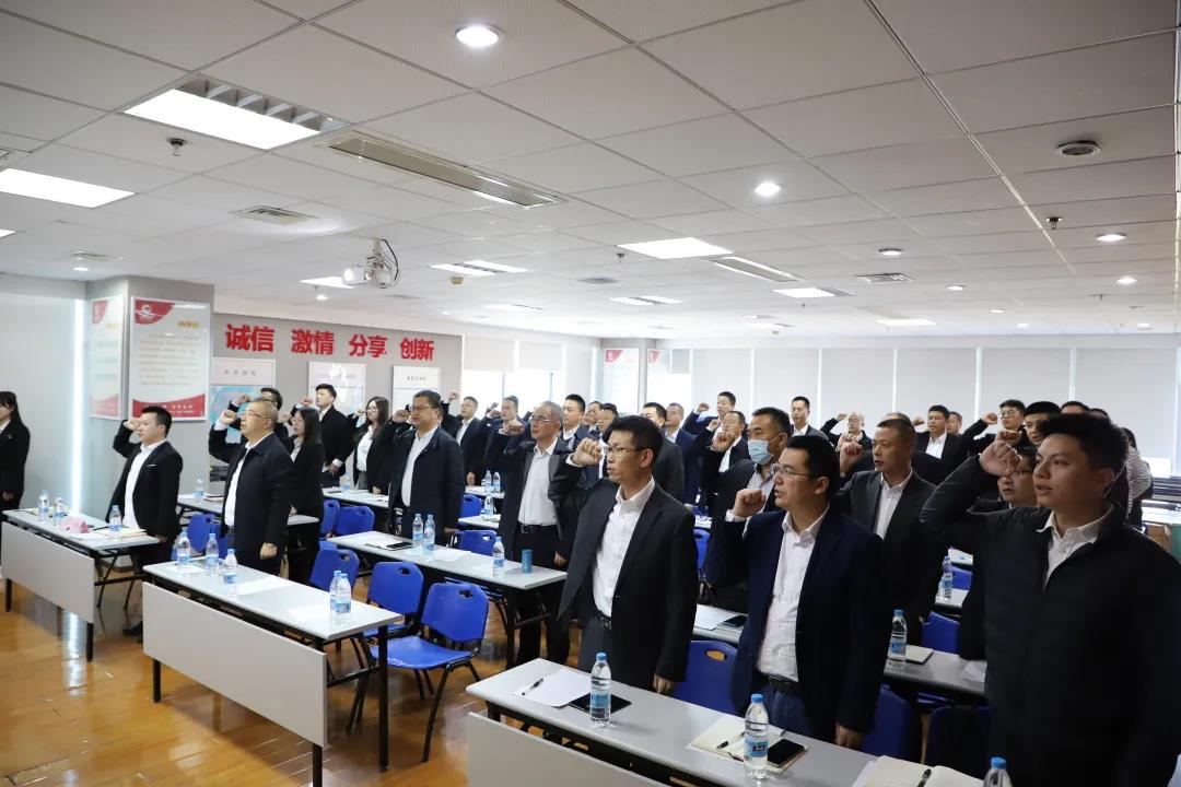 熟妇丰满多毛的大隂户