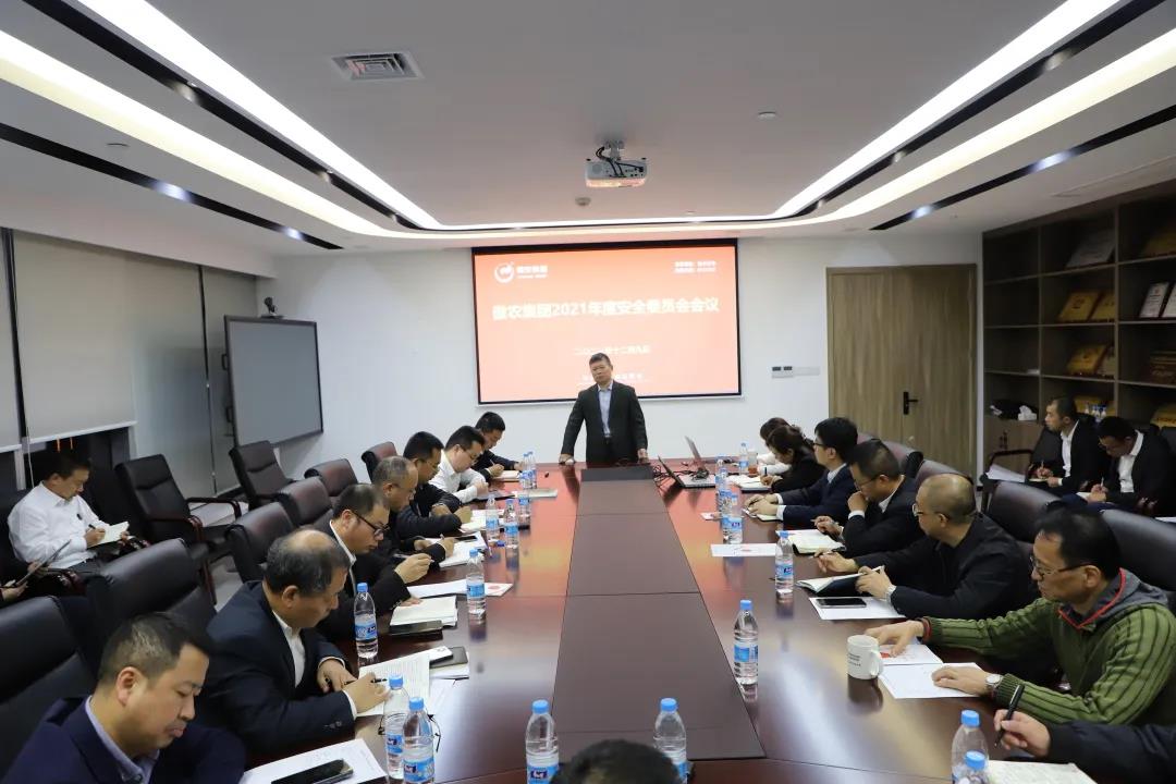 熟妇丰满多毛的大隂户