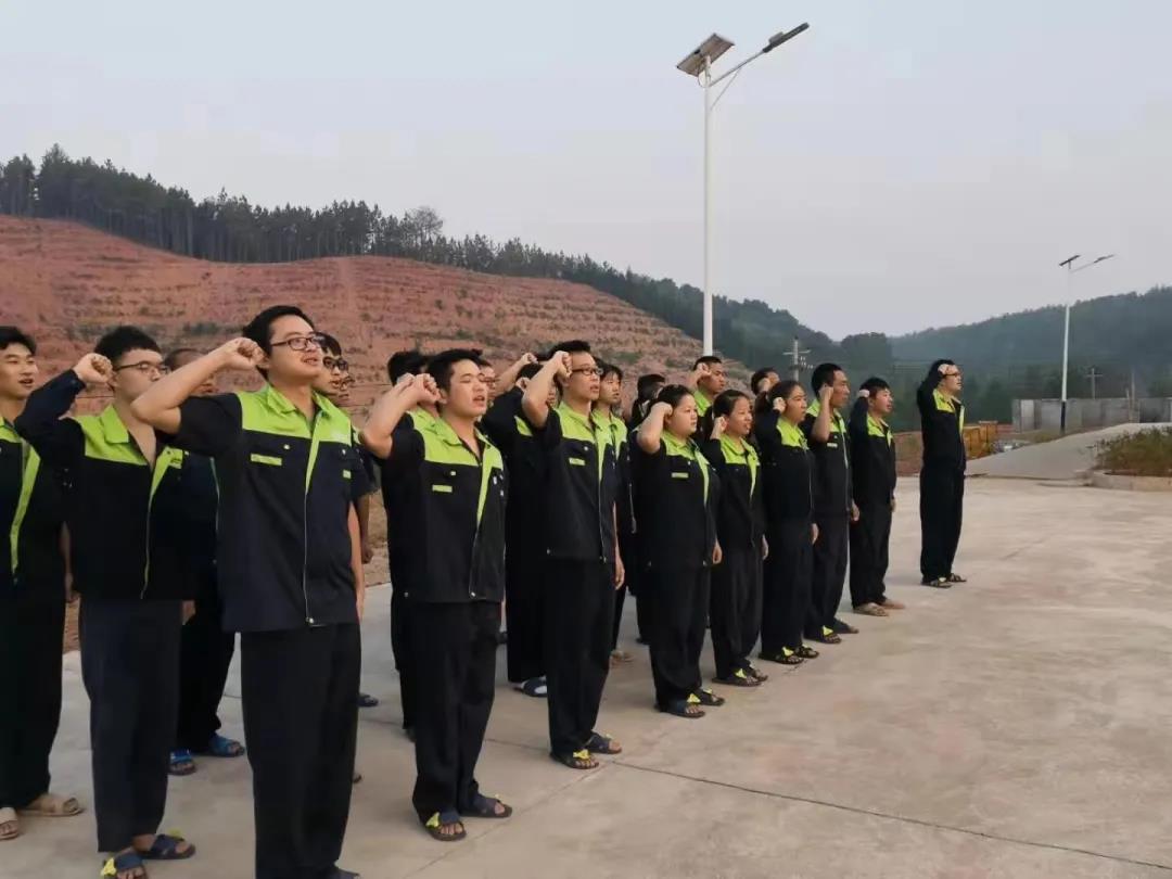 熟妇丰满多毛的大隂户