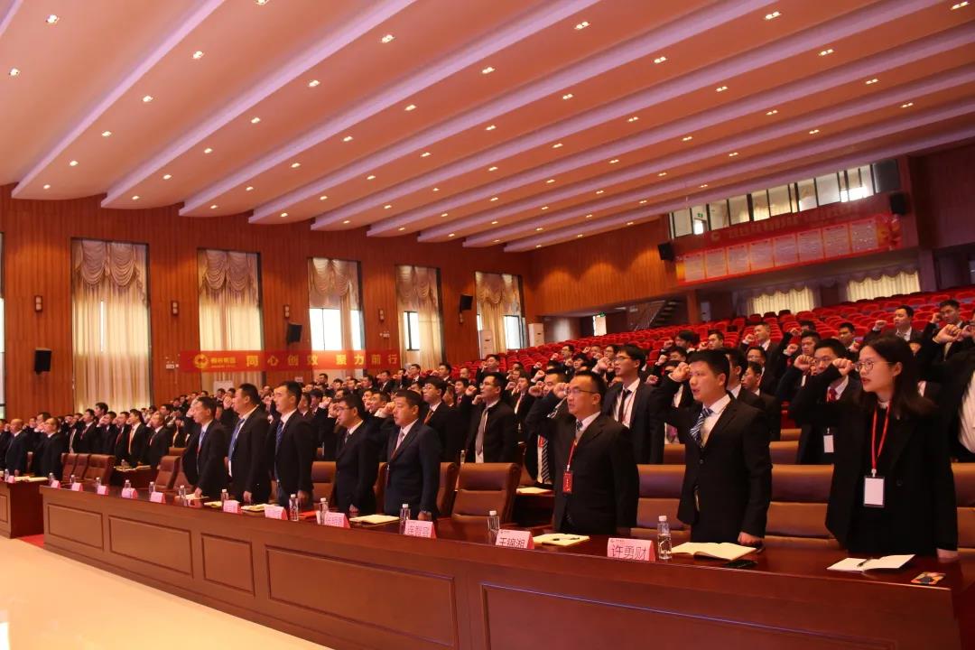 熟妇丰满多毛的大隂户