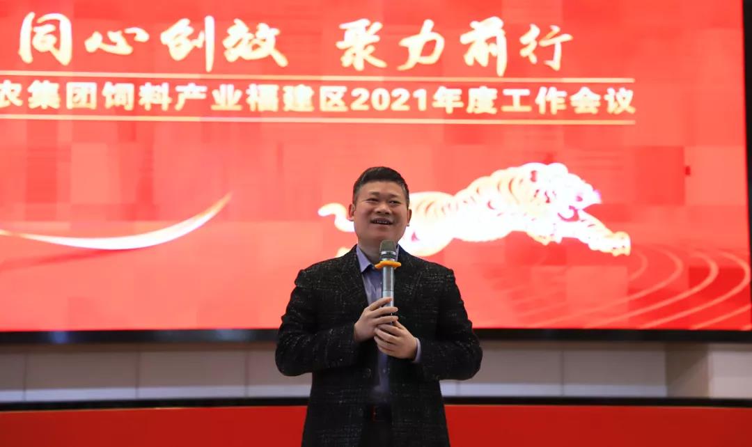 熟妇丰满多毛的大隂户