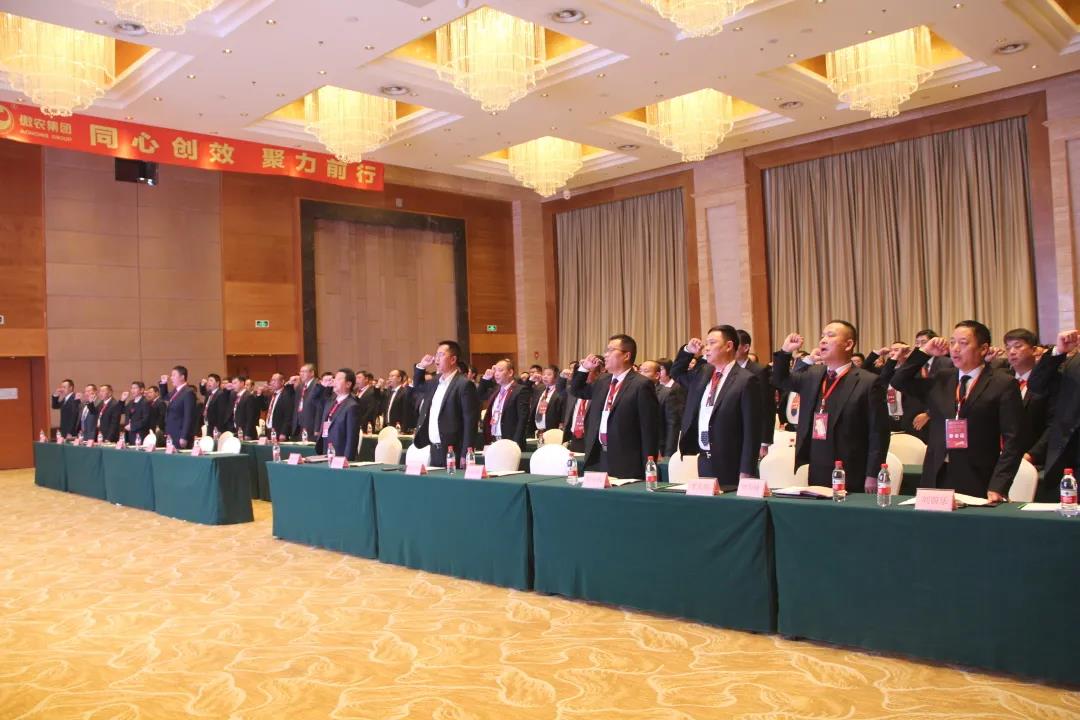 熟妇丰满多毛的大隂户