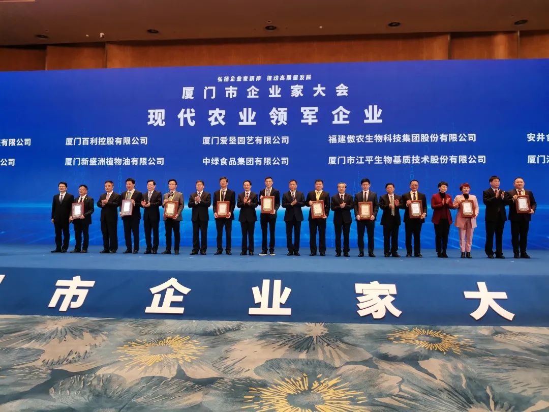 熟妇丰满多毛的大隂户