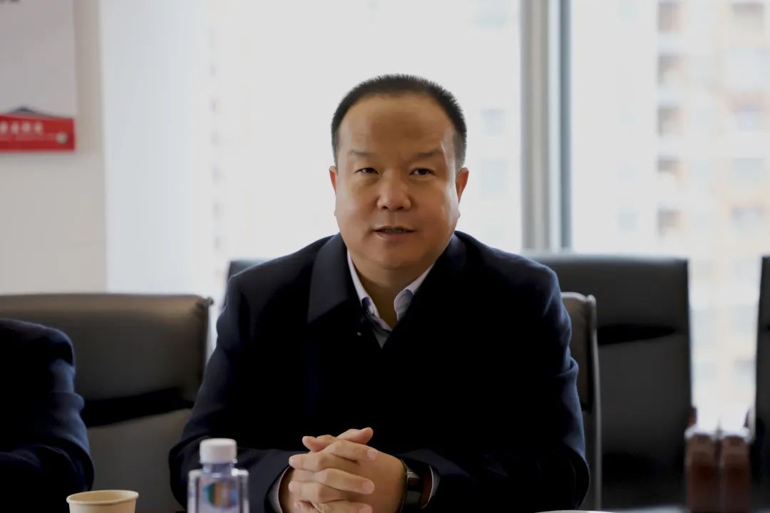 熟妇丰满多毛的大隂户