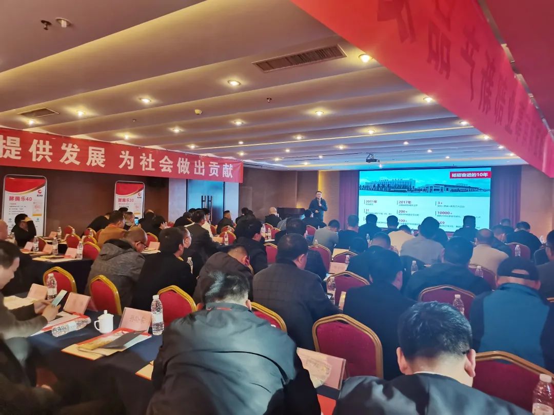 熟妇丰满多毛的大隂户