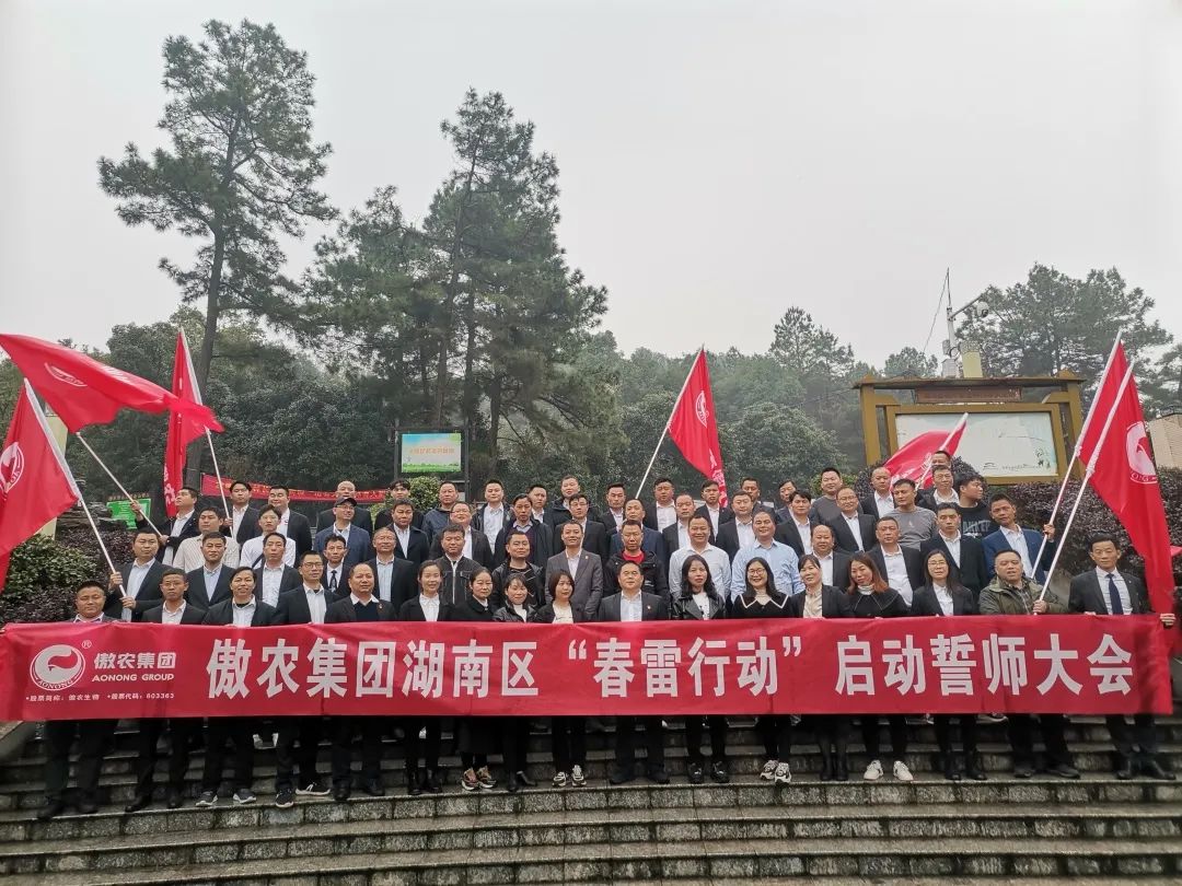 熟妇丰满多毛的大隂户