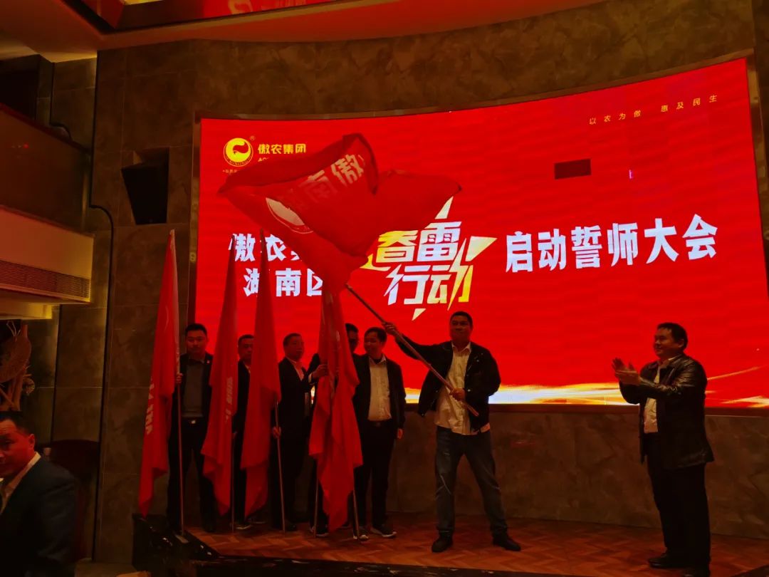 熟妇丰满多毛的大隂户