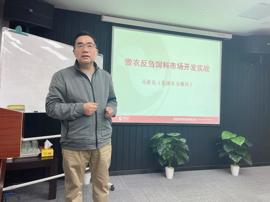 熟妇丰满多毛的大隂户