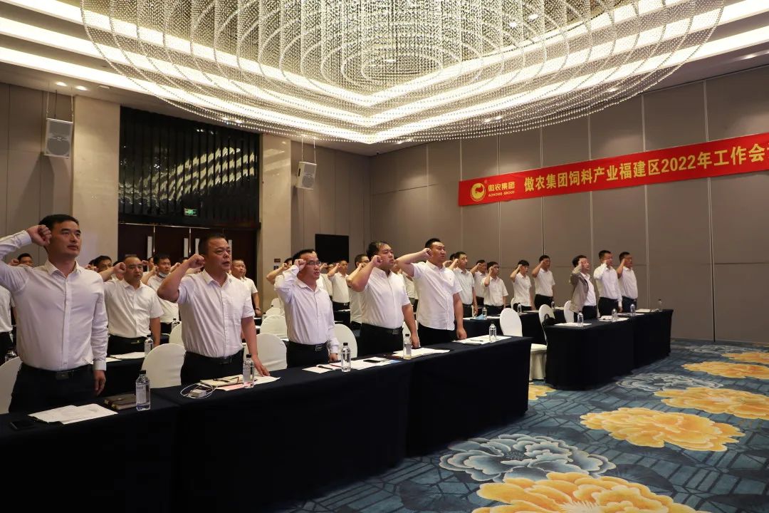 熟妇丰满多毛的大隂户