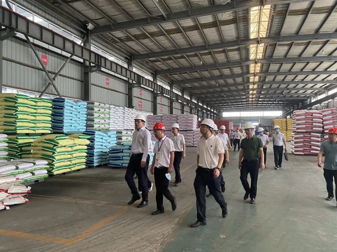 熟妇丰满多毛的大隂户