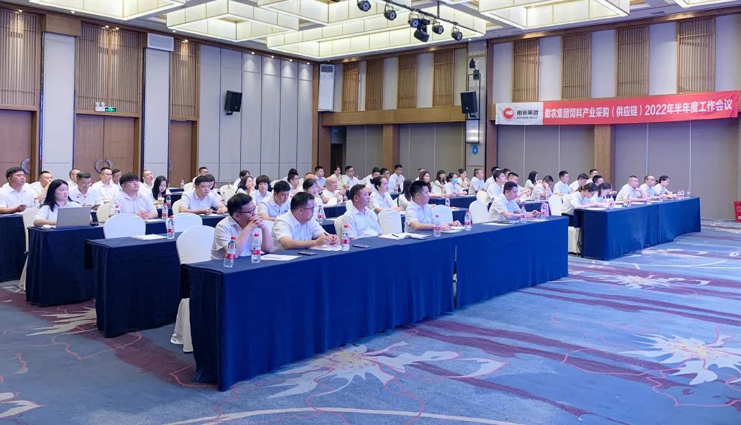 熟妇丰满多毛的大隂户