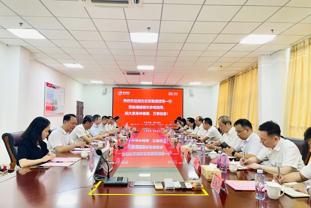 熟妇丰满多毛的大隂户