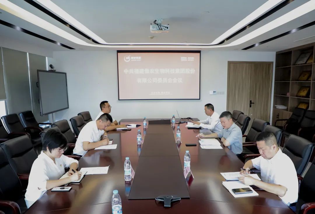 熟妇丰满多毛的大隂户