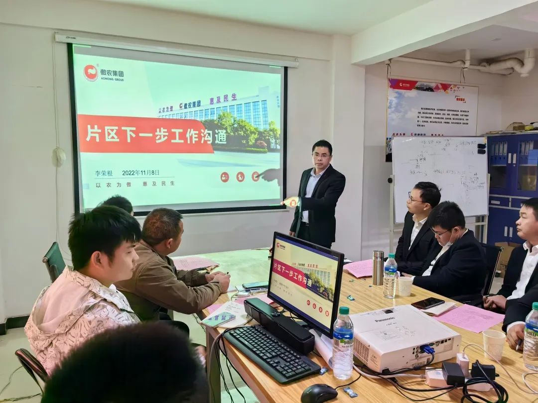 熟妇丰满多毛的大隂户