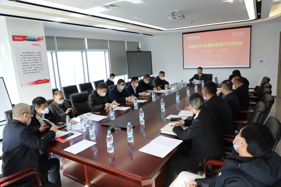 熟妇丰满多毛的大隂户