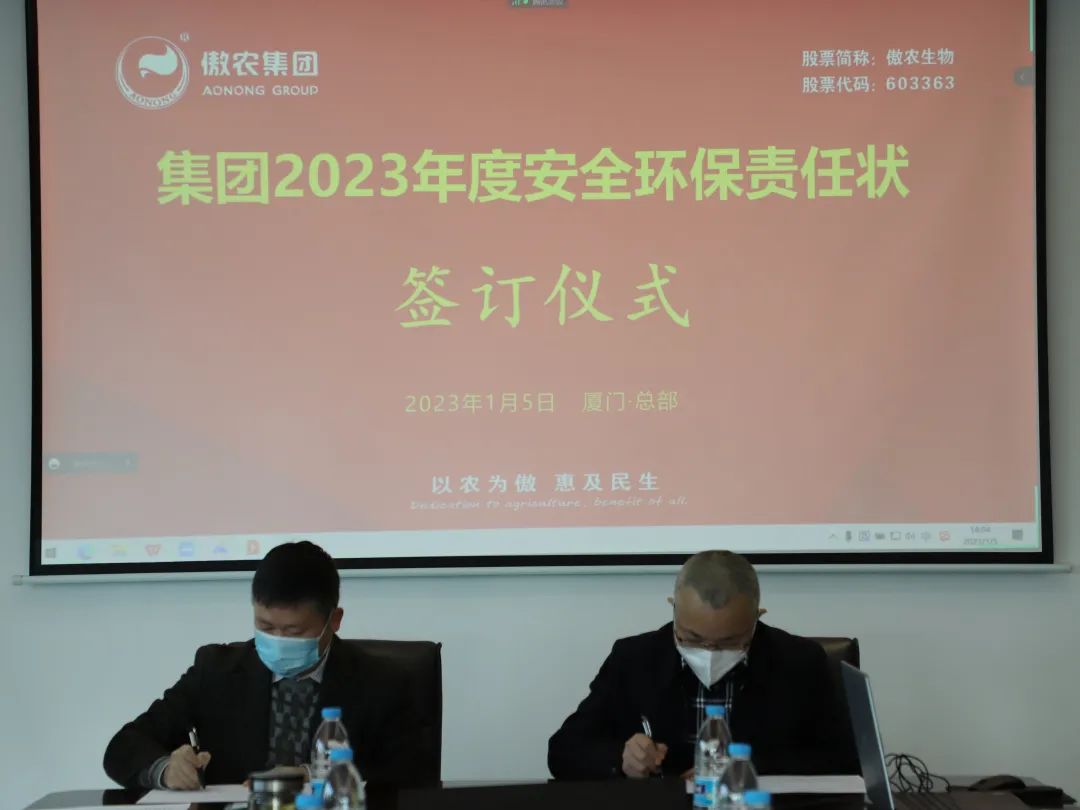 熟妇丰满多毛的大隂户