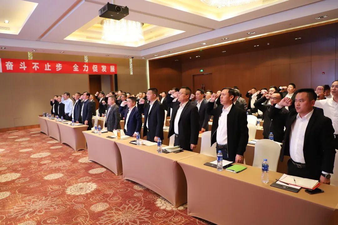 熟妇丰满多毛的大隂户