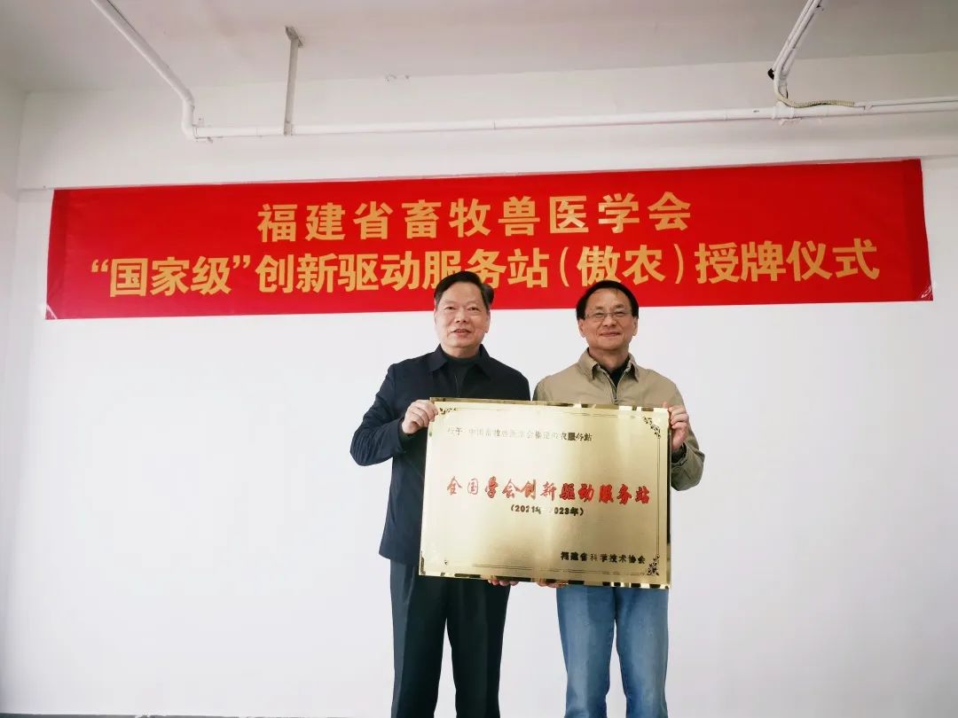 熟妇丰满多毛的大隂户