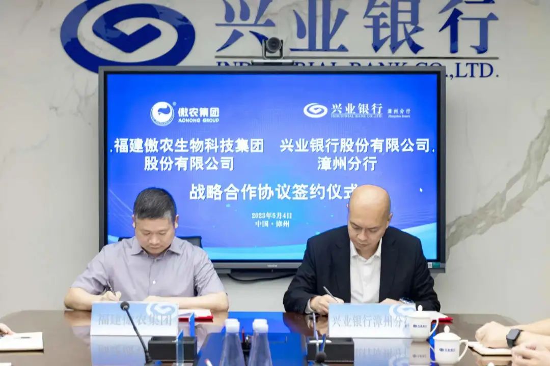熟妇丰满多毛的大隂户