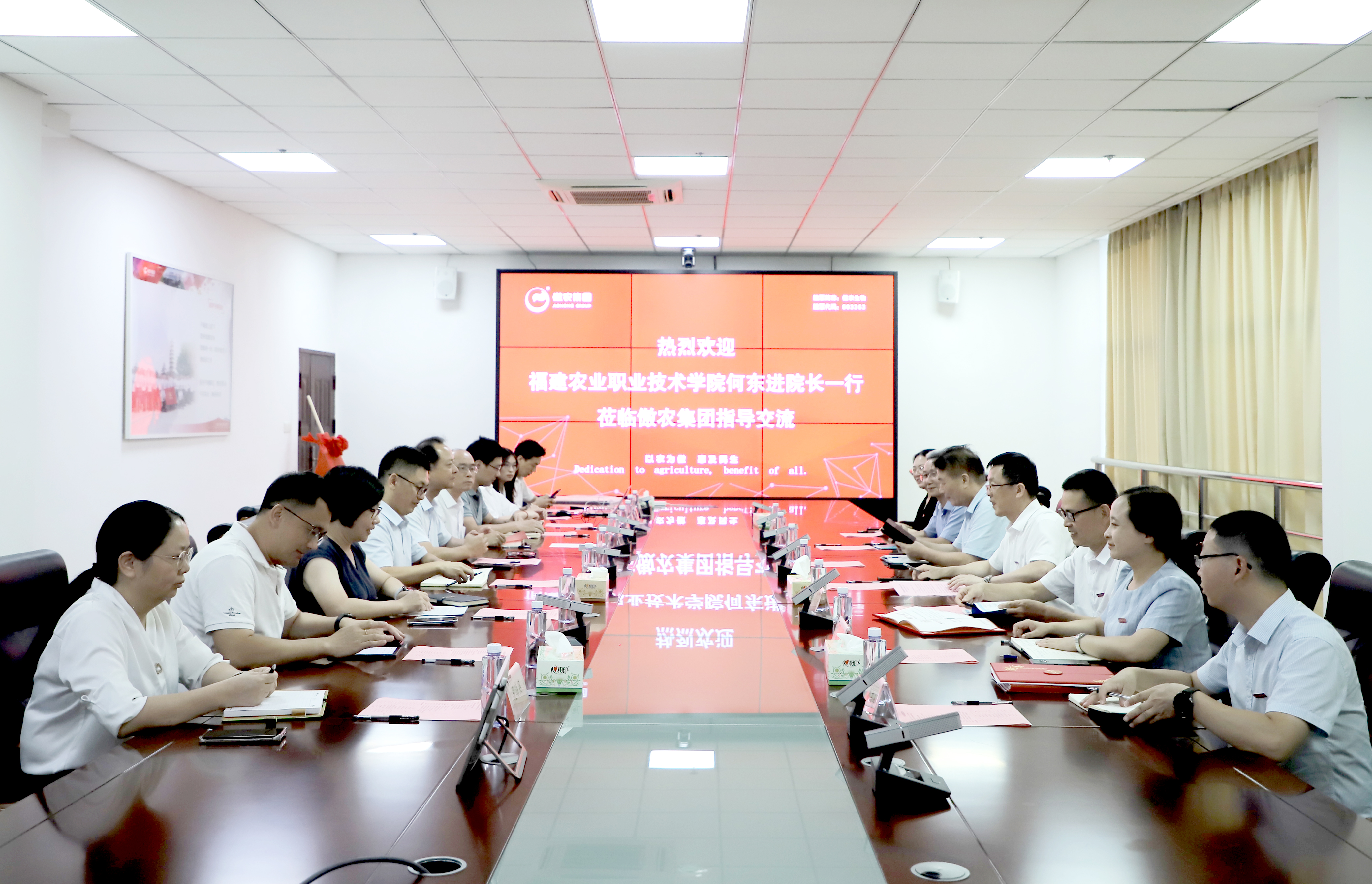 熟妇丰满多毛的大隂户
