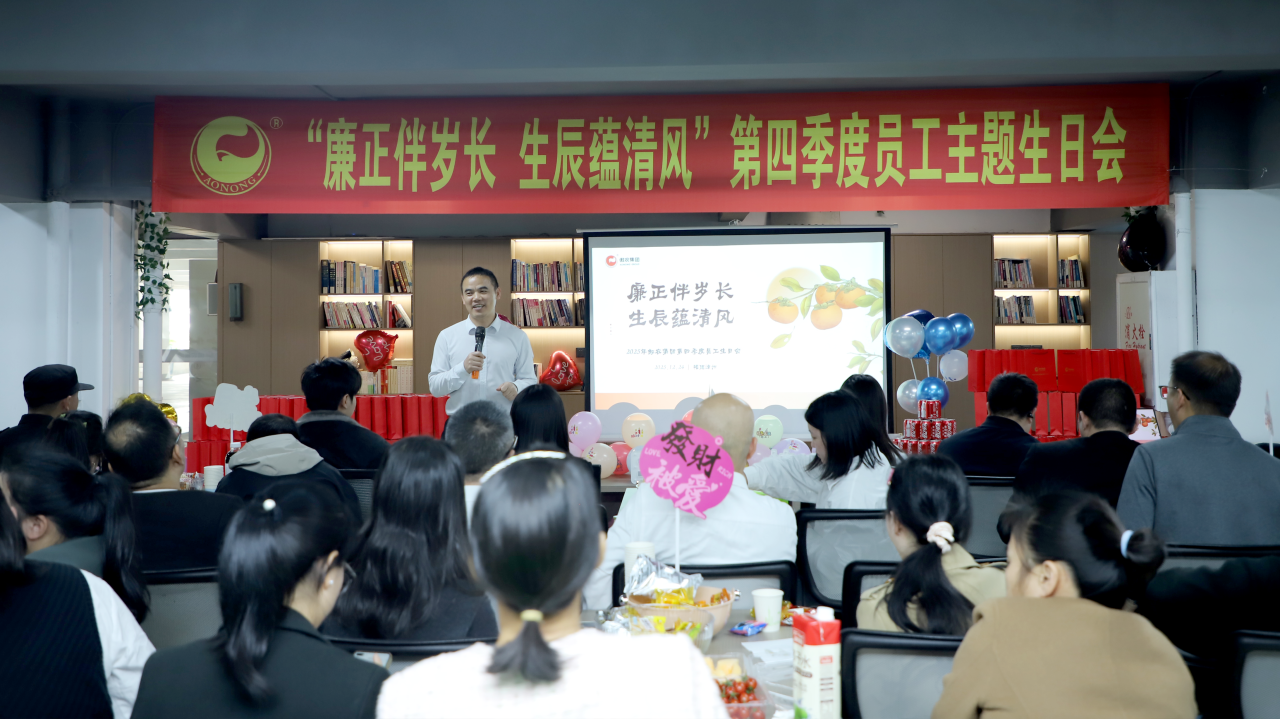 熟妇丰满多毛的大隂户