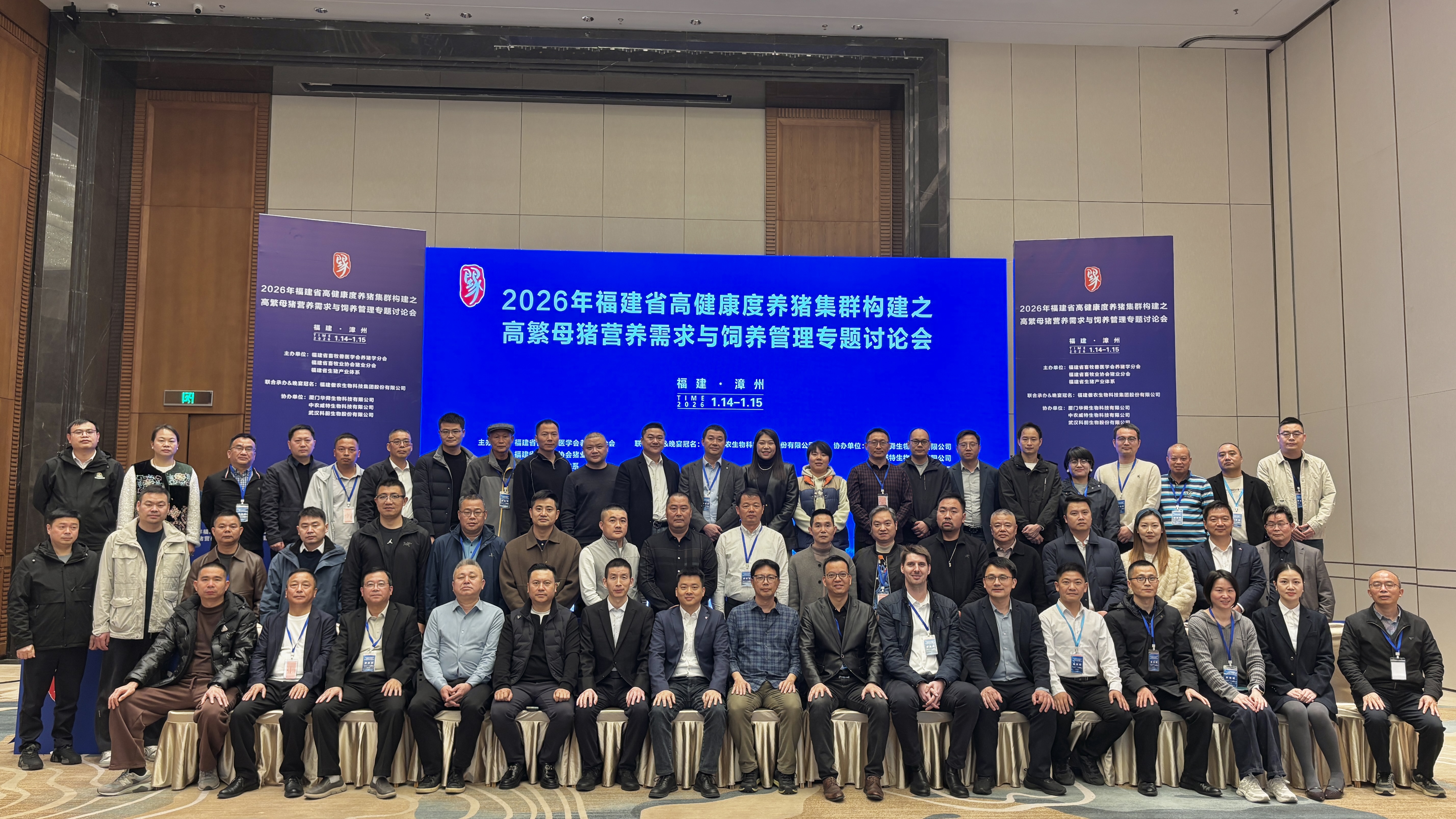 熟妇丰满多毛的大隂户